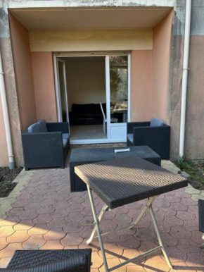 Appartement avec place de parking privé et jardin